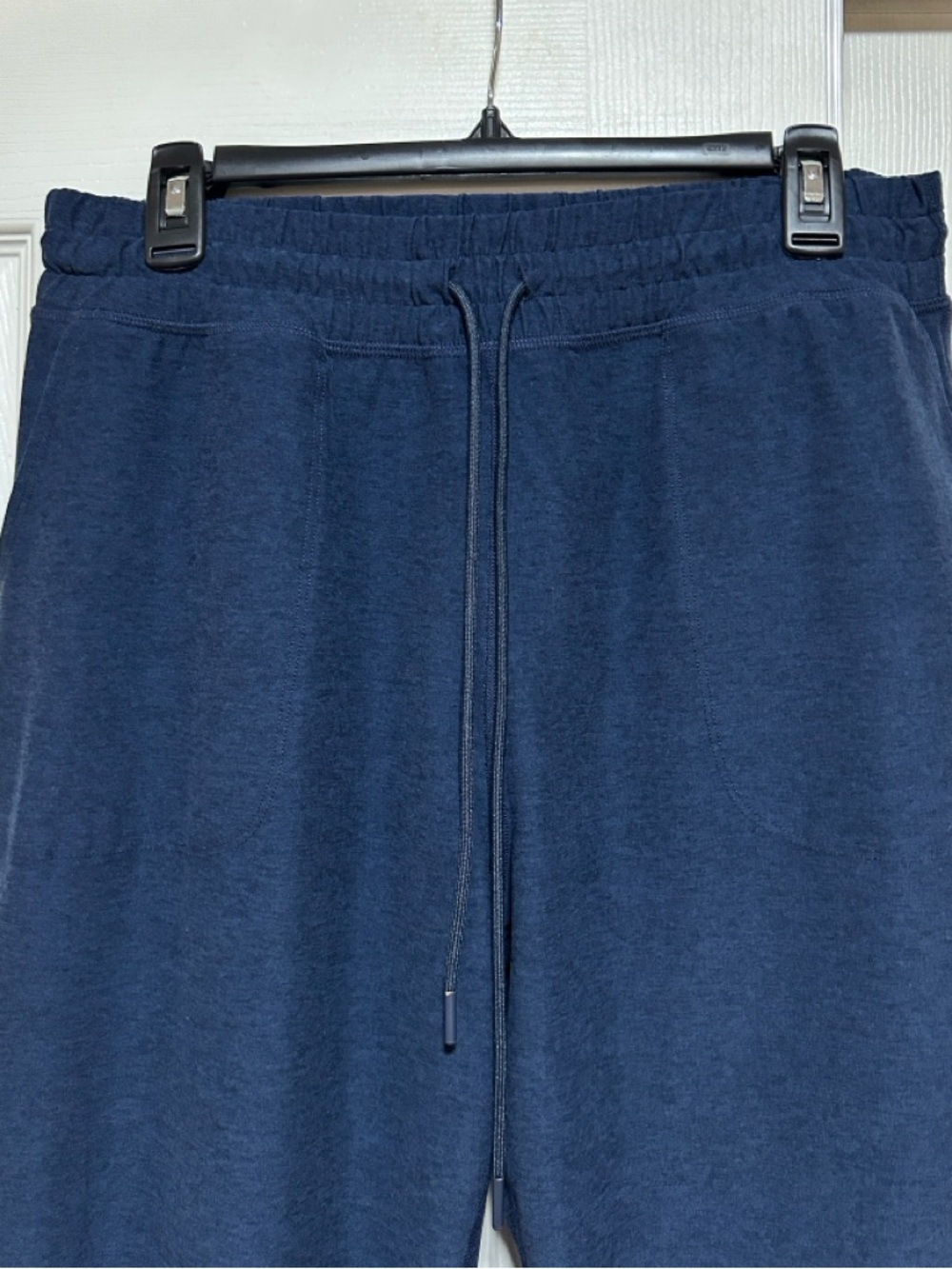Beyond Yoga Commuter Space Dye Midi Jogger Navy - Size Medium - Picture 4 of 10